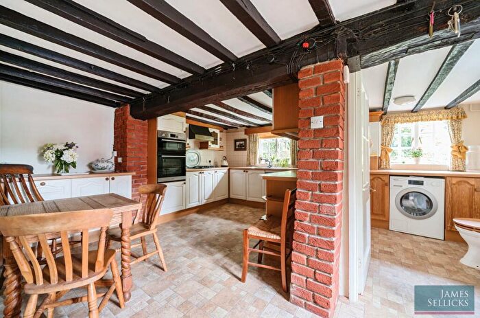 6 Bedroom Character Property For Sale In White House Farm, Back Lane, Burton Overy, Leicester, LE8