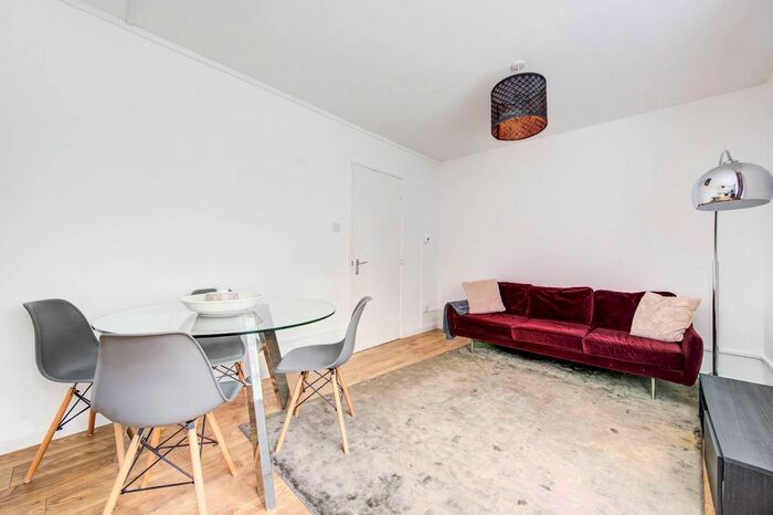 1 Bedroom Flat To Rent In Romily Court, Fulham, London, SW6