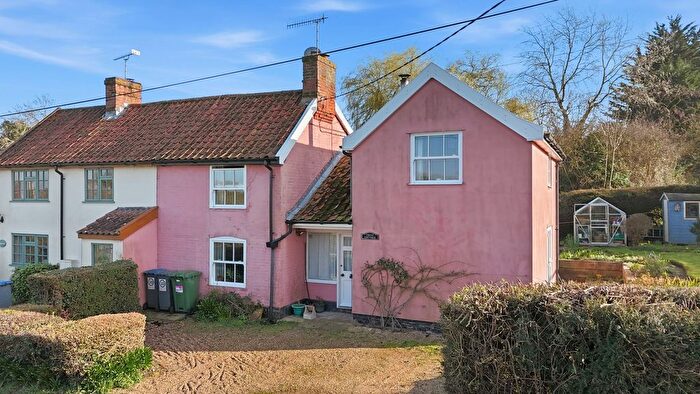 3 Bedroom Semi Detached House For Sale In Ipswich Road, Charsfield, IP13