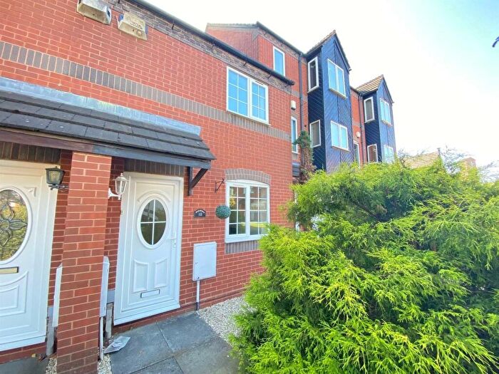 2 Bedroom Terraced House To Rent In Charlotte Close, Tividale, B69