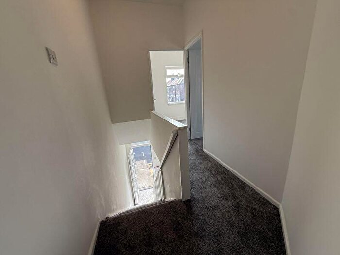 3 Bedroom End Of Terrace House For Sale In Maclagan Street, Stoke-On-Trent, ST4