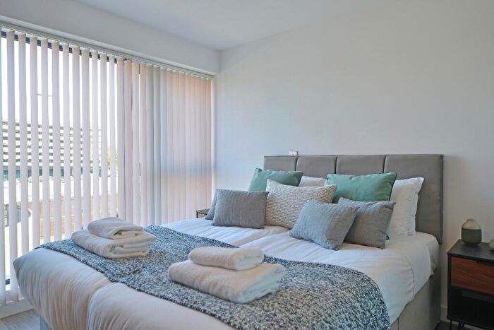 1 Bedroom Apartment To Rent In Apartment, The Forum, Pershore Street, Birmingham, B5