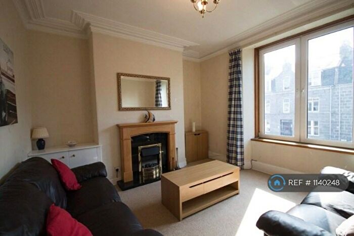 2 Bedroom Flat To Rent In Union Grove, Aberdeen, AB10