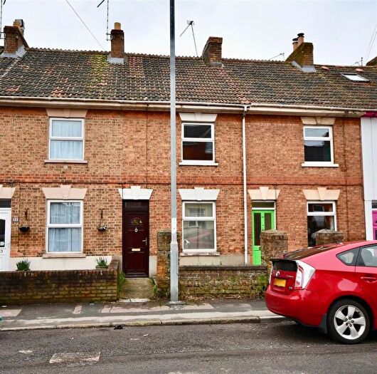 2 Bedroom Terraced House For Sale In Cheddon Road, Taunton, TA2