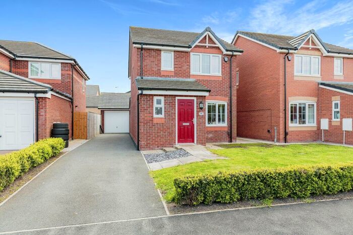 3 Bedroom Detached House To Rent In Moss House Road, Blackpool, FY4