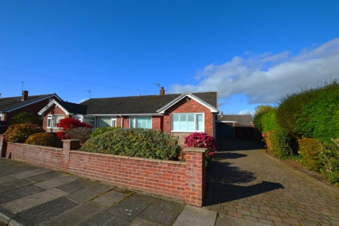 3 Bedroom Semi-Detached Bungalow To Rent In Beckwith Drive, Harrogate, HG2