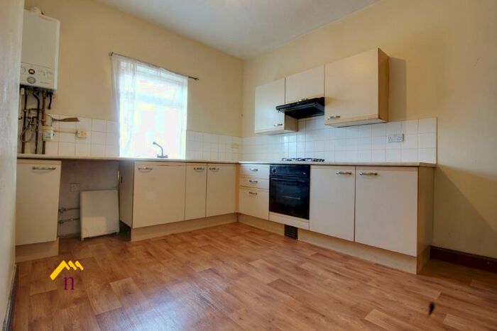 3 Bedroom Maisonette To Rent In Upper Kenyon Street, Thorne, DN8