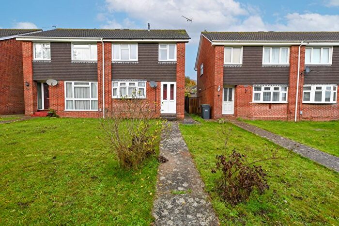 3 Bedroom Semi-Detached House To Rent In Crofton Close, Purbrook, Waterlooville, PO7