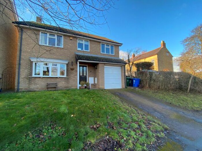 4 Bedroom Detached House For Sale In Bridge Meadow, Denton, Northampton, NN7