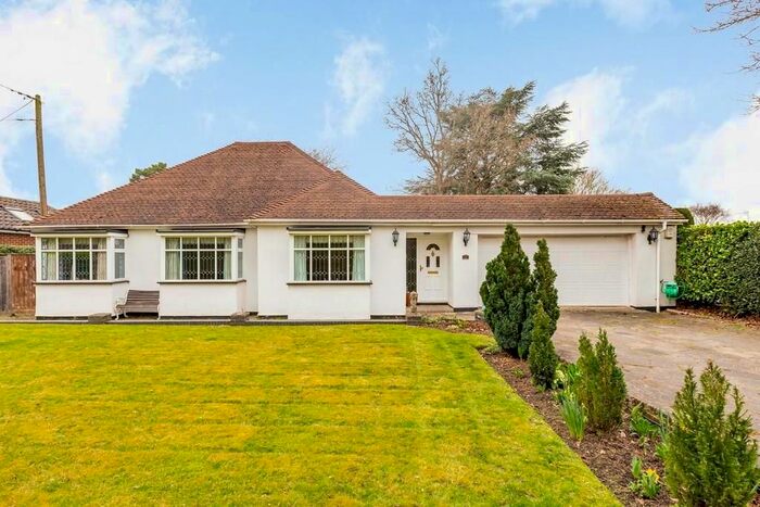 4 Bedroom Terraced House To Rent In Fawkham Avenue, Longfield, DA3