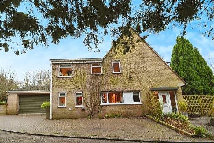 4 Bedroom Detached House For Sale In Reservoir Houses, Higham, Alfreton, DE55
