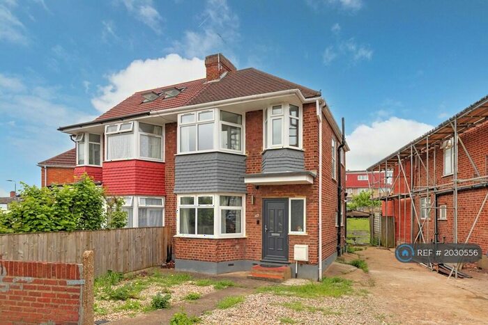 3 Bedroom Semi-Detached House To Rent In Woodfield Avenue, London, NW9