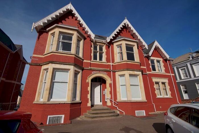 1 Bedroom Flat To Rent In Christchurch, GL50