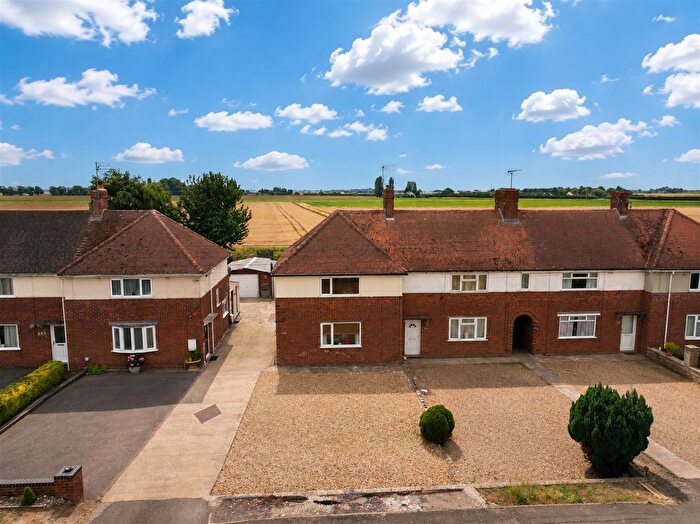 3 Bedroom Semi-Detached House For Sale In Bourne Road, Pode Hole, Spalding, PE11
