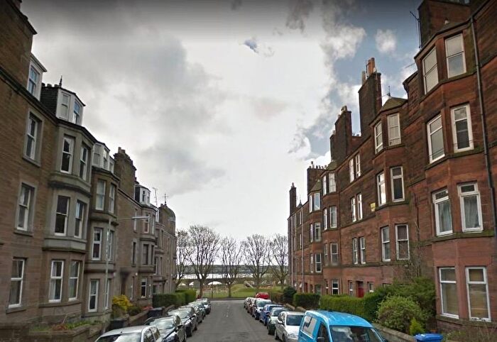 1 Bedroom Flat To Rent In Bellefield Avenue, Dundee, Tayside, DD1