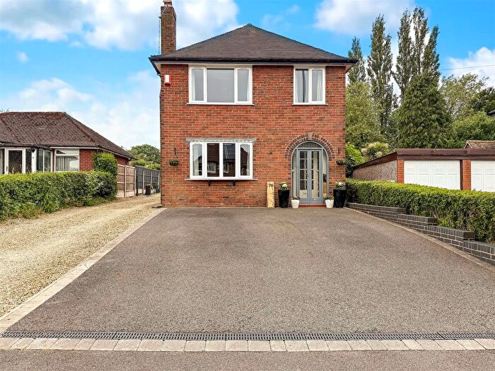 3 Bedroom Detached House For Sale In Edinburgh Road, Congleton, CW12