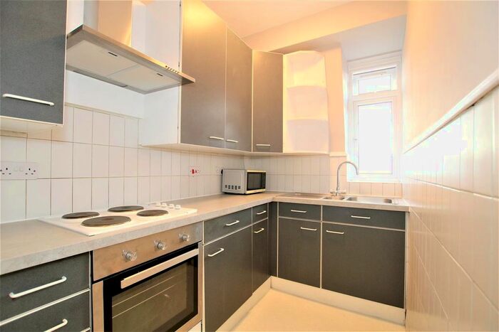 Studio To Rent In Pembroke Road, London, W8