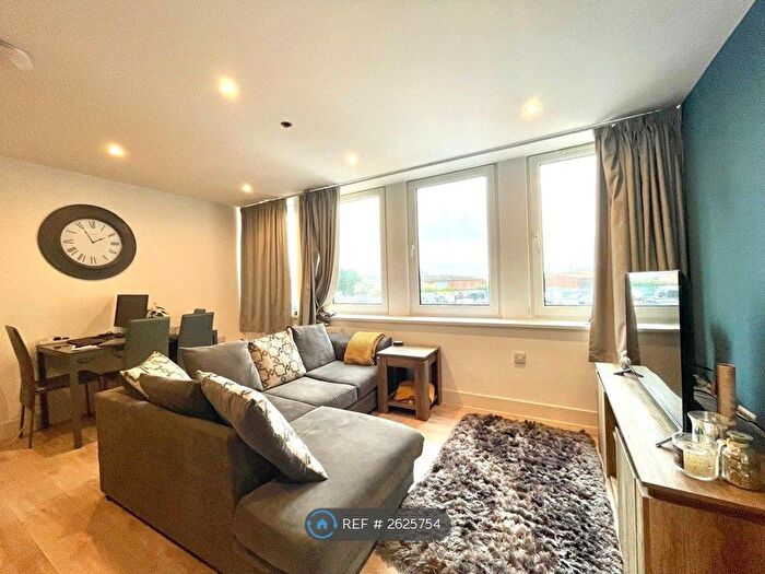 1 Bedroom Flat To Rent In Orchard House, Brislington, Bristol, BS4