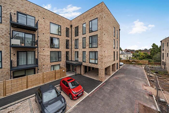 1 Bedroom Apartment To Rent In St Leonards, Exeter, EX2