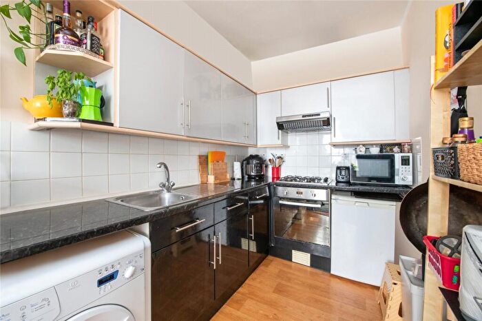 1 Bedroom Flat To Rent In Deptford High Street, Surrey Quays, SE8