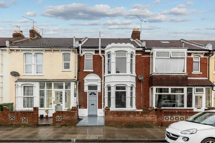 3 Bedroom Terraced House To Rent In Wykeham Road, Portsmouth, PO2