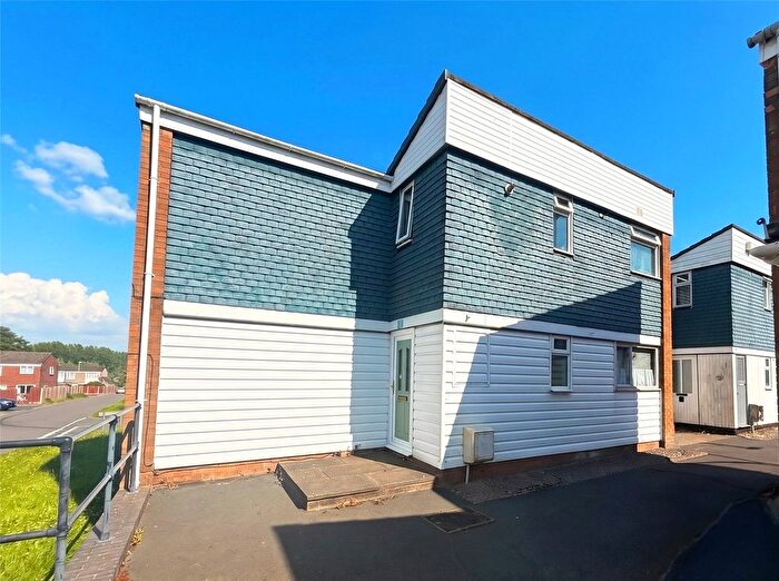 3 Bedroom End Of Terrace House For Sale In Sandcroft, Sutton Hill, Telford, Shropshire, TF7