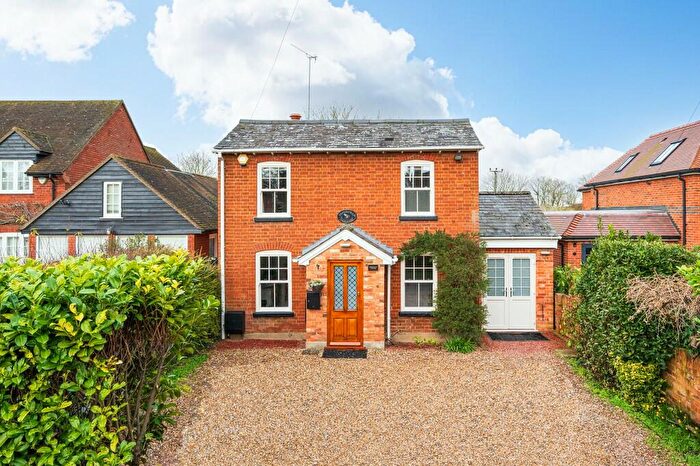 3 Bedroom Detached House For Sale In Sonning Eye, Reading, RG4