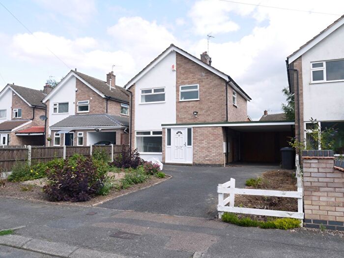 3 Bedroom Detached House To Rent In Yelverton Avenue, Leicester, LE5