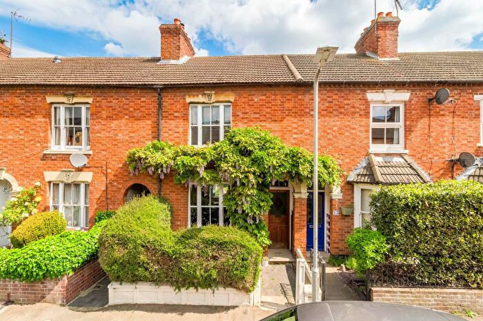 3 Bedroom Terraced House For Sale In Bury Ave, Newport Pagnell, MK16