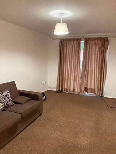 1 Bedroom Flat To Rent In London, E7