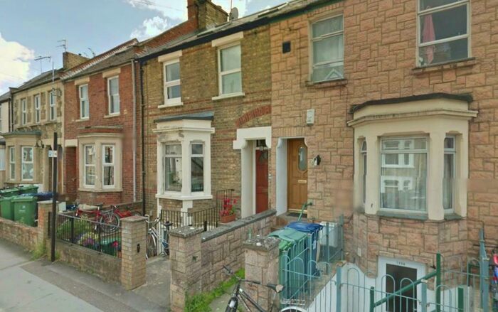 Apartment To Rent In Bullingdon Road, Oxford, OX4