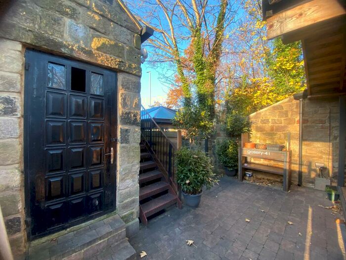 1 Bedroom Apartment To Rent In Commercial Road, Leeds, LS5