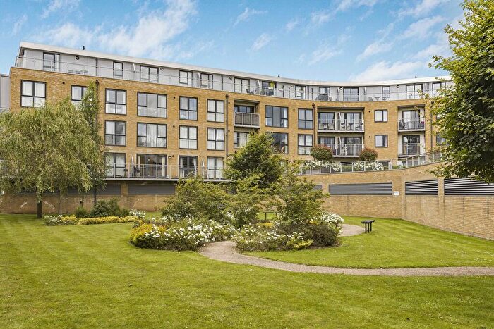 1 Bedroom Apartment To Rent In Smeaton Court, Hertford, SG13