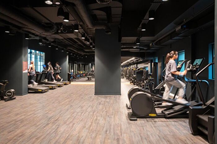 Studio To Rent In Square Gardens, Wilmott Street, Manchester, Greater Manchester, M15