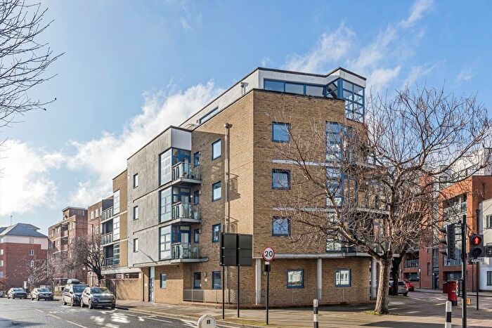 1 Bedroom Flat To Rent In Pritchards Road, Broadway Market, E2