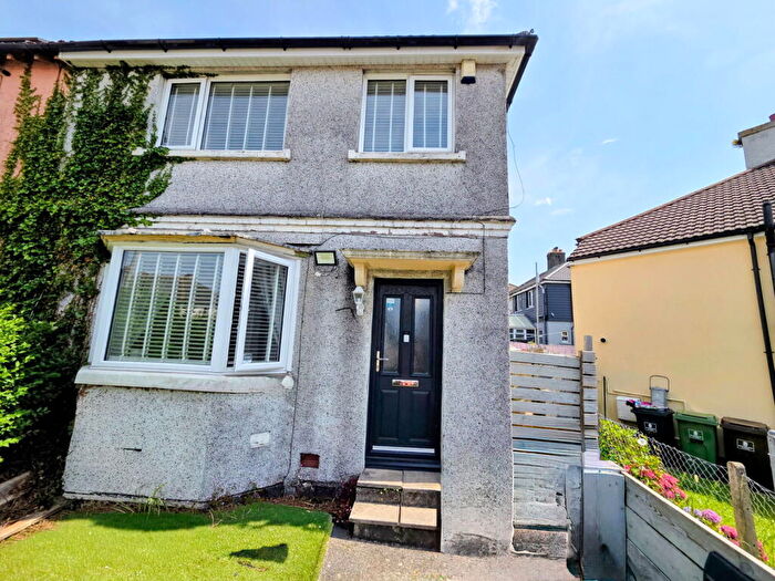 3 Bedroom Semi-Detached House For Sale In North Prospect Road, Plymouth, PL2