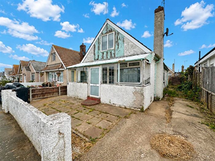 3 Bedroom Detached Bungalow For Sale In Cornflower Road, Jaywick, Clacton-On-Sea, CO15