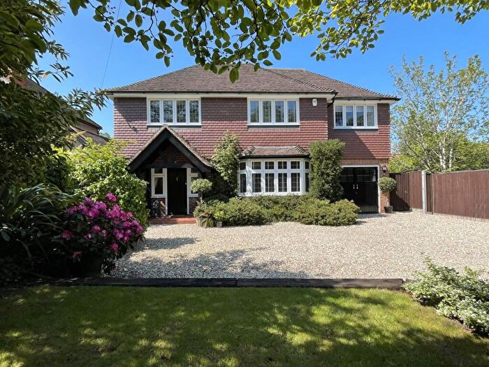 4 Bedroom Detached House For Sale In Shinfield Road, Reading, RG2