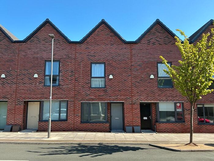 2 Bedroom Terraced House To Rent In Rhiwlas Street, Liverpool, Merseyside, L8