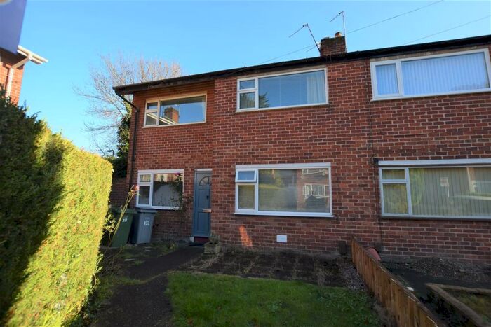 2 Bedroom Flat To Rent In Nursery Close, Prenton, CH43