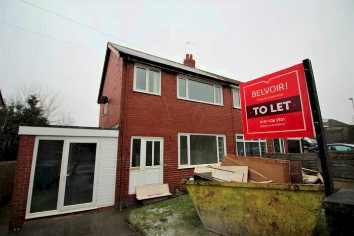 2 Bedroom Detached House To Rent In Waveney Road Shaw, OL2