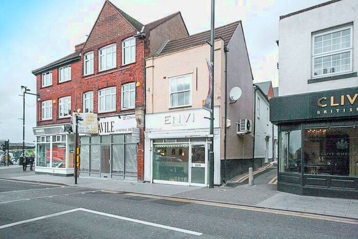 1 Bedroom Flat To Rent In Western Gardens, Brentwood, CM14