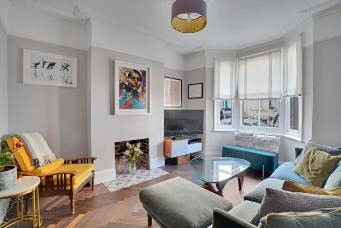 4 Bedroom Terraced House For Sale In Mayall Road, Herne Hill, London, SE24
