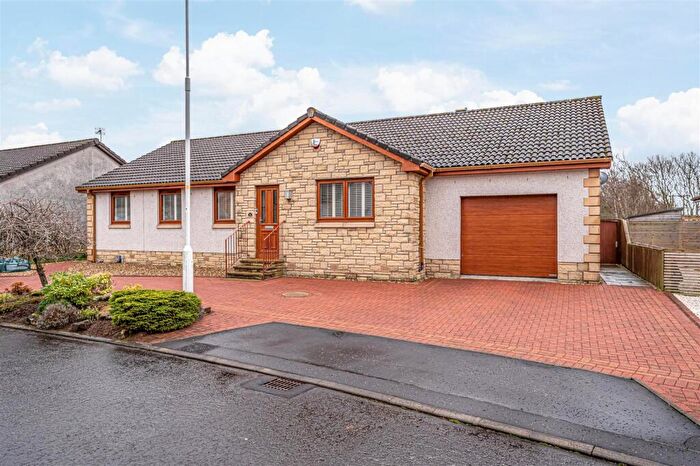 4 Bedroom Detached Bungalow For Sale In Queen Margaret Gardens, Dunfermline, KY12