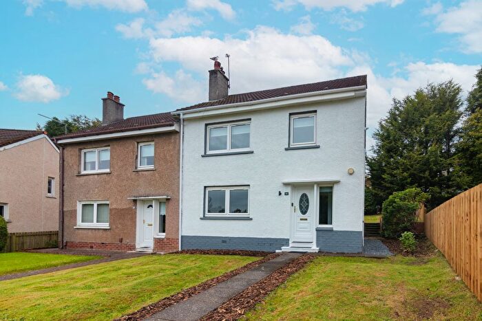 3 Bedroom Semi-detached House For Sale In Waverley Road, Paisley, Renfrewshire, PA2
