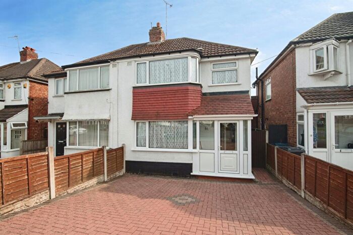 3 Bedroom Semi Detached House For Sale In Rocky Lane, Perry Barr, Birmingham, B42