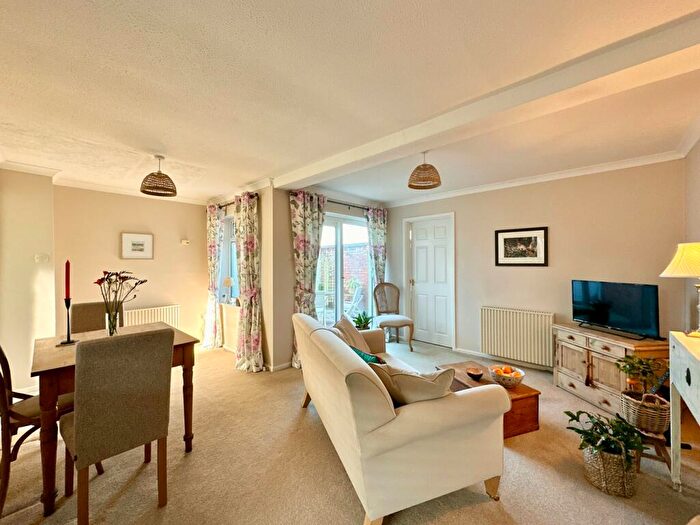 2 Bedroom Bungalow For Sale In Queens Court, Ledbury, HR8