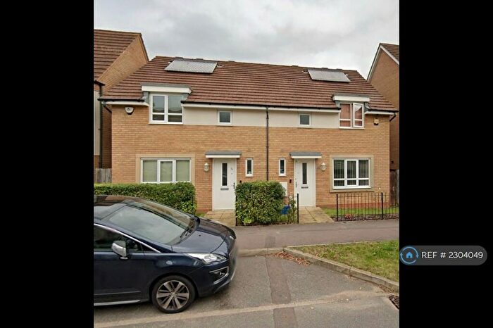 3 Bedroom Semi-Detached House To Rent In Warwick Avenue, Broughton, Milton Keynes, MK10