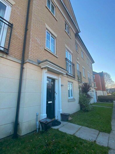 3 Bedroom Terraced House To Rent In Defiant Road, NR6