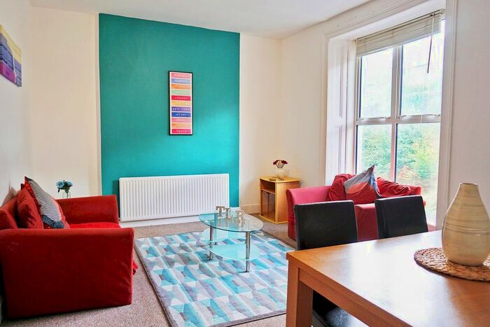 5 Bedroom Property To Rent In Carlton Terrace, City Centre, Swansea, SA1